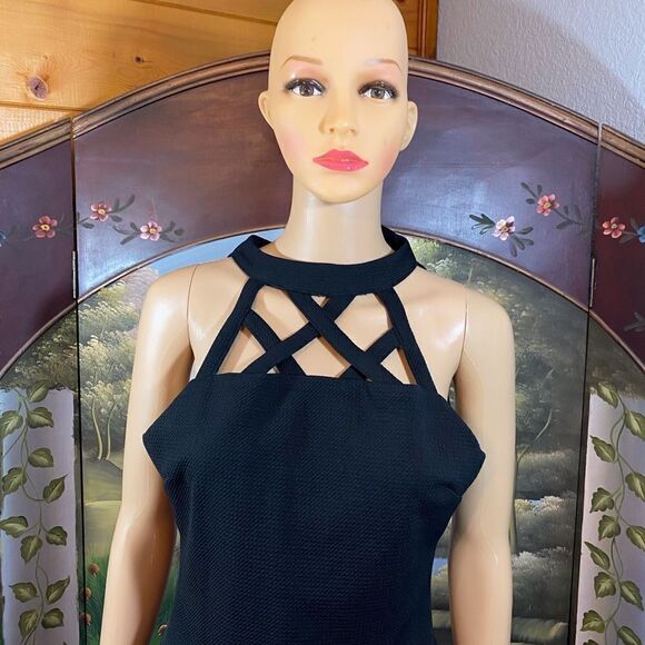 Gorgeous Black Bodycon Dress by Love Chelsea Size Large - Picture 6 of 6